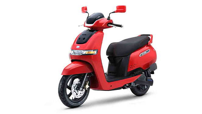New Electric Scooters/Scooty Price in India – TVS iQube Image